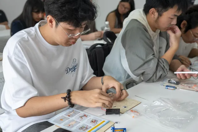 电子部件制作与接线实践