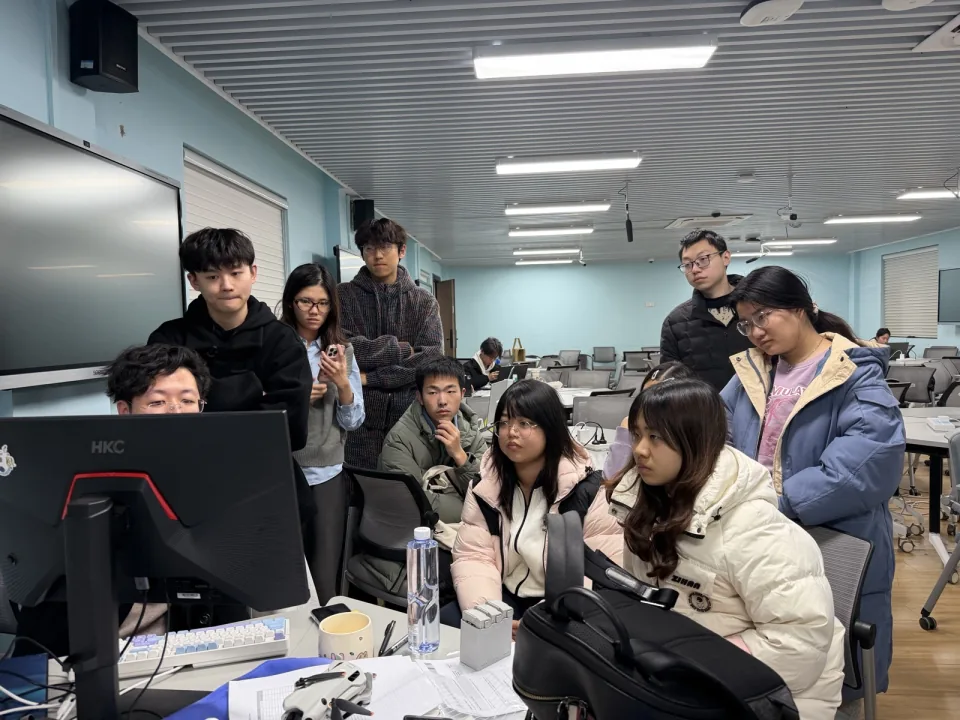点对点打磨：围绕具体项目继续讨论和修改